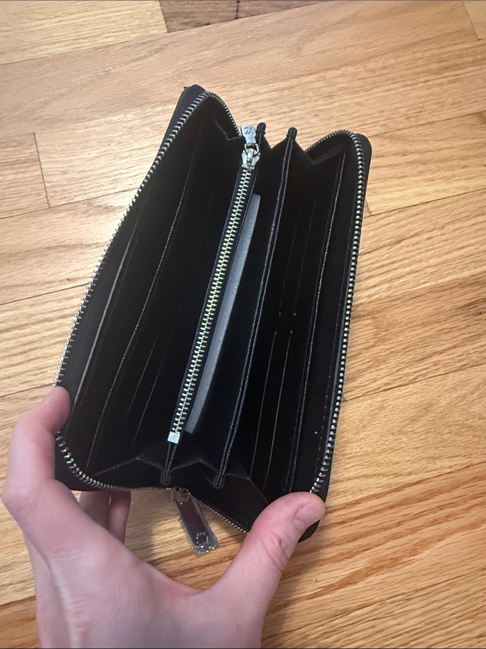 Wallet - Picture 4 of 4